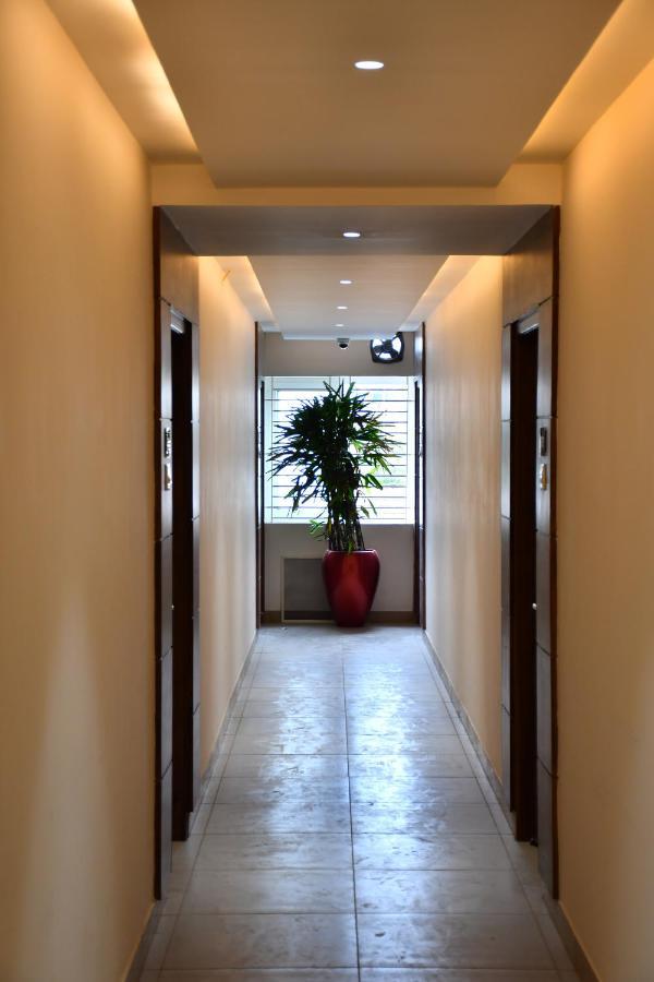 Adhikrishna Arcade Otel Erode Dış mekan fotoğraf