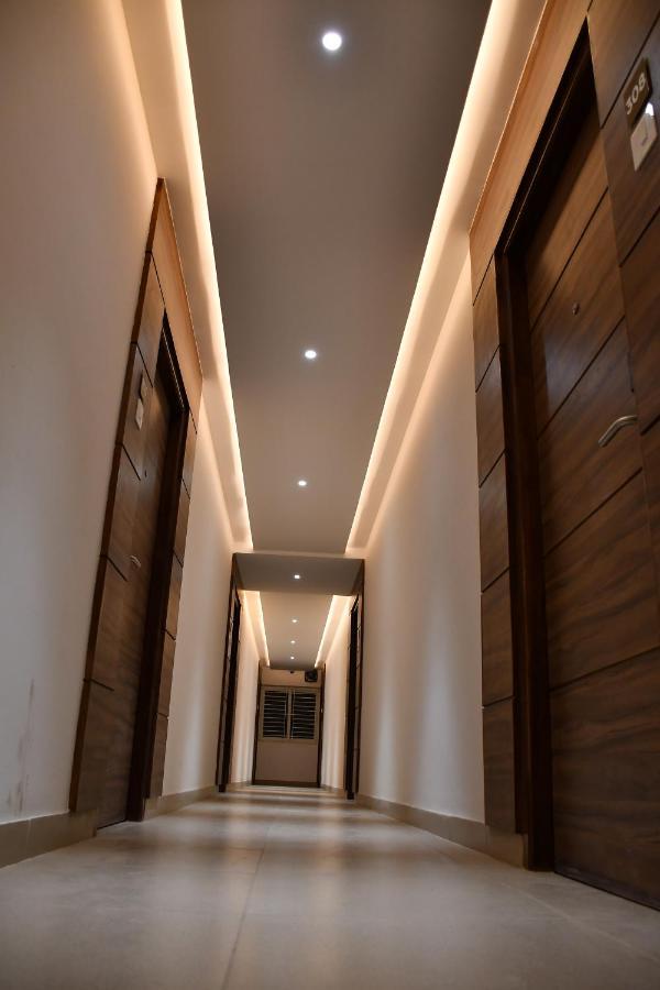 Adhikrishna Arcade Otel Erode Dış mekan fotoğraf