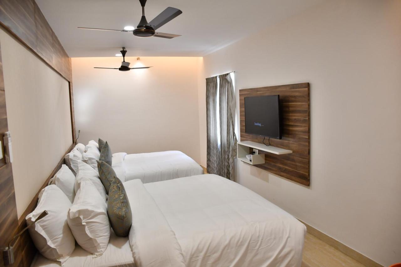 Adhikrishna Arcade Otel Erode Dış mekan fotoğraf